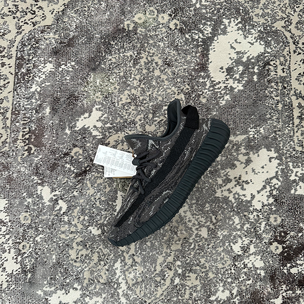 Yeezy 350 V2 "MX Dark Salt"