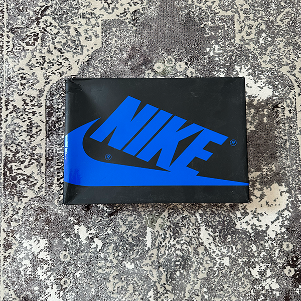 Air Jordan 1 High "Royal Blue"