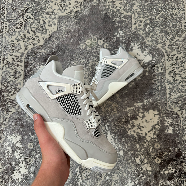 Air Jordan 4 "Frozen Moments"